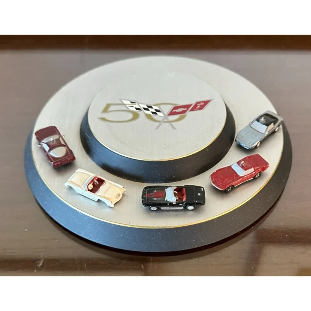 Hallmark Keepsake Ornament GM Join The Caravan Corvette 50th‎ Anniversary 2003